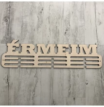 Fali Éremakasztó Fából - ÉRMEIM - 3 soros bézs (70x19cm)