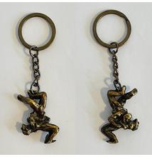 Fém kulcstartó bronz színű  - Dobós motívum