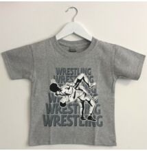 Gyerek póló - Hatsoros szürke wrestling felirattal dobós mintával - szürke pólón-3-4ÉVES-104CM