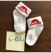 Baba zokni - piros összekapszkodós mintával - fehér zoknin (6-12hó)