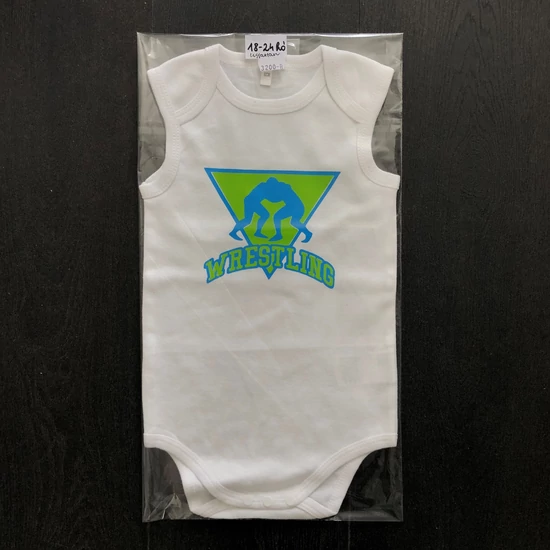 Baba-body, pamut fehér - 18-24 hó - Háromszög pajzs mintával - kék-zöld - Ujjatlan