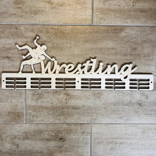 Fali Éremakasztó Fából -WRESTLING írott betűvel, három soros, bézs (65x23cm)