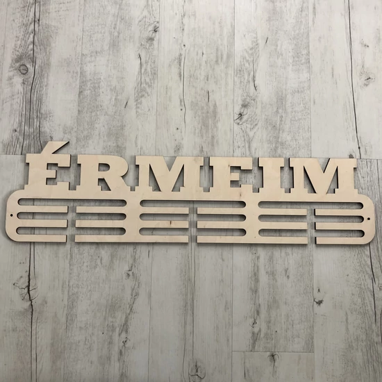 Fali Éremakasztó Fából - ÉRMEIM - 3 soros bézs (70x19cm)