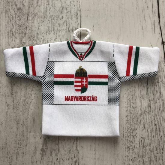 Fehér, Magyarországos kispóló (autóba lógó dísz)