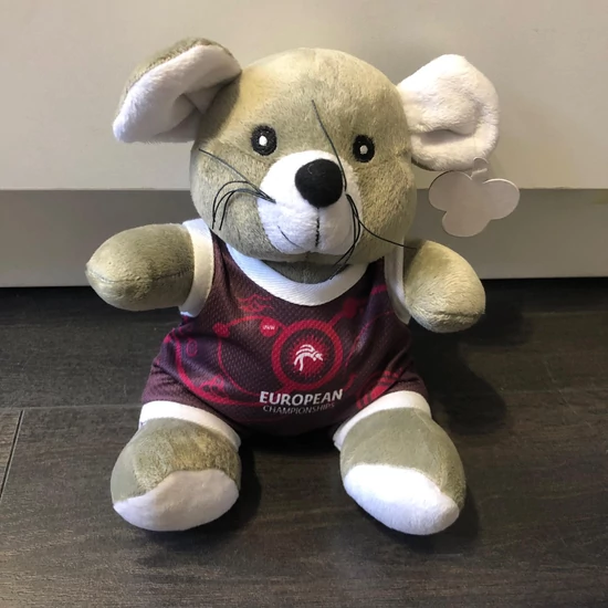 Plüss egér birkózó mezben - EB Plüss egér birkózó mezben - EB