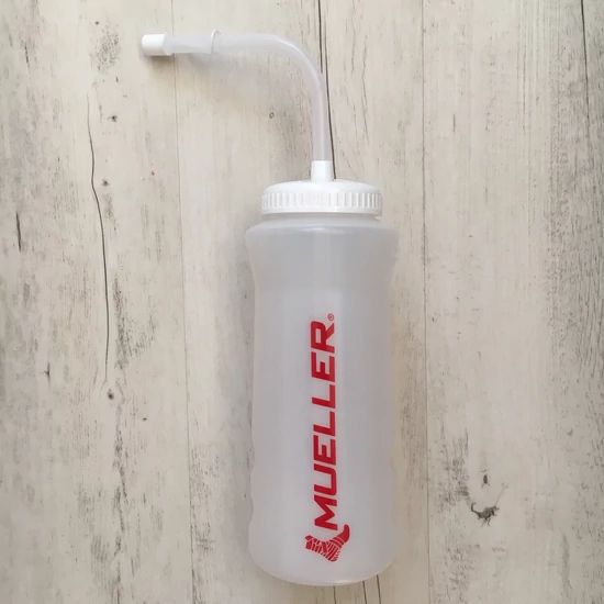 MUELLER Csőrös kulacs