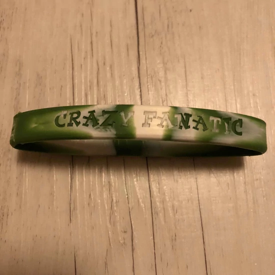 Crazy Fanatic szilikon karkötő zöld-fehér