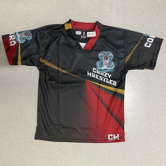 Férfi V nyakú technikai póló (rashguard) - Kobra mintával - sötét pólón